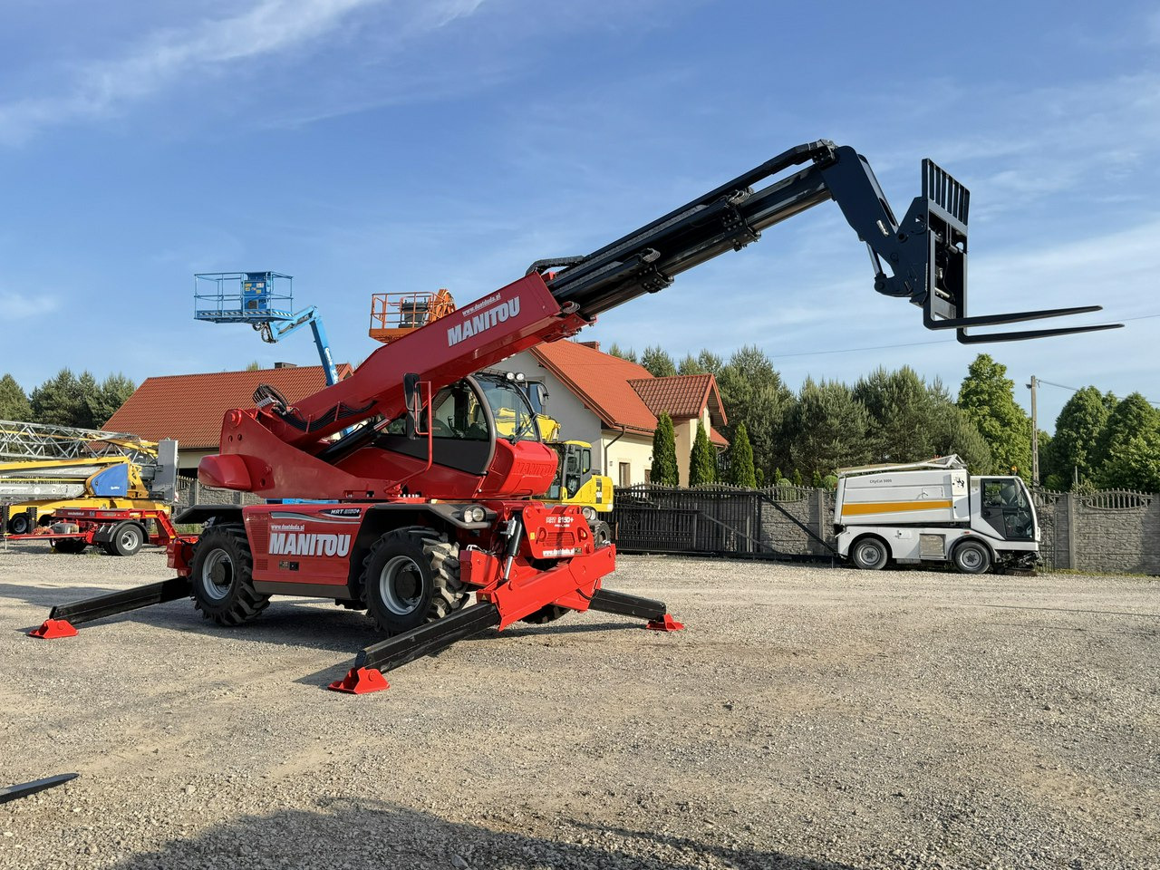 رافعة تلسكوبية Manitou MRT 2150 ROTO Ładowarka Teleskopowa Obrotowa: صورة 14 رافعة تلسكوبية Manitou MRT 2150 ROTO Ładowarka Teleskopowa Obrotowa: صورة 14