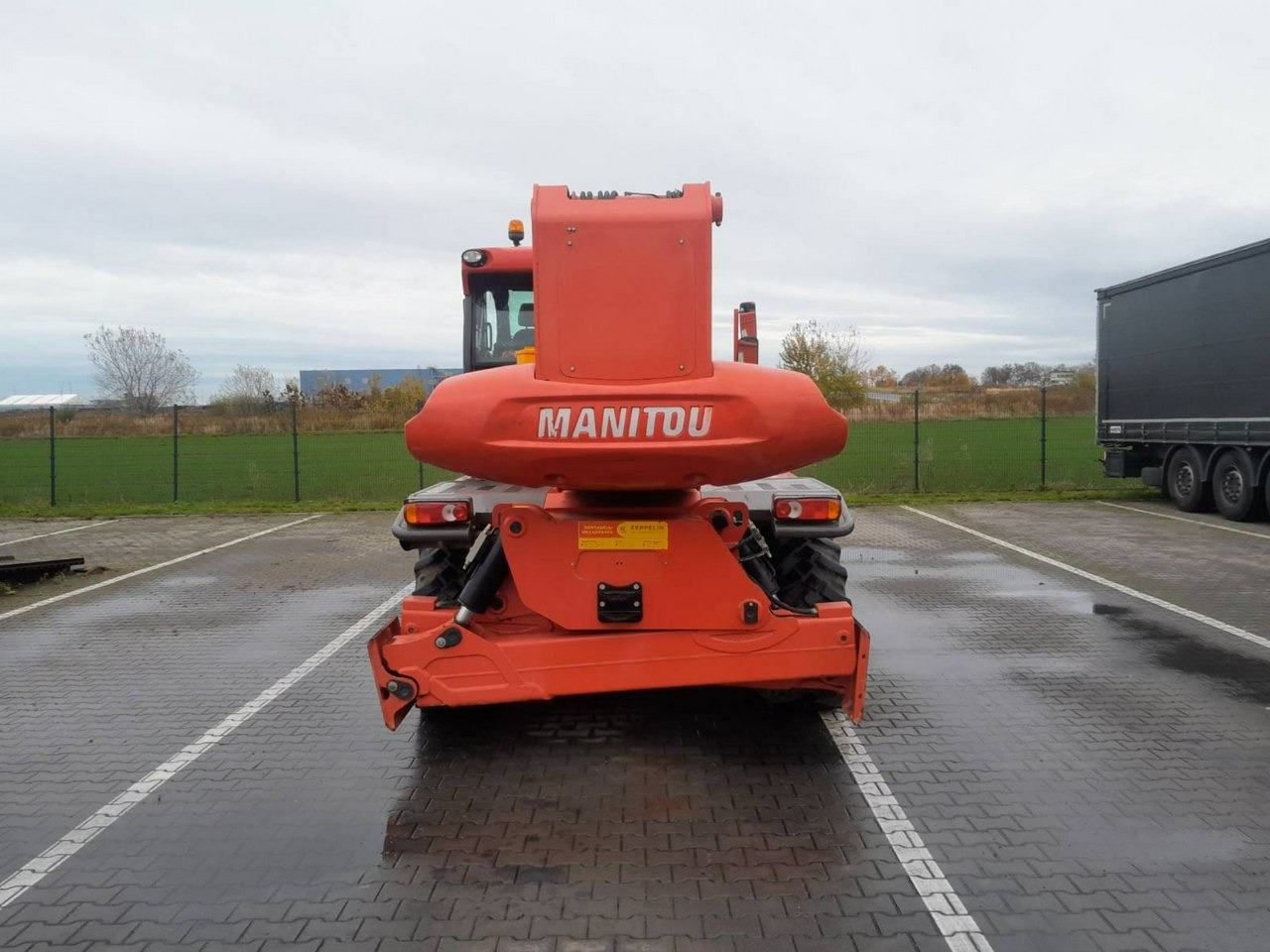 Manitou MRT 2470 +PRIVILEGE ST4 S1 ROTO Ładowarka Teleskopowa - رافعة تلسكوبية: صورة 5 Manitou MRT 2470 +PRIVILEGE ST4 S1 ROTO Ładowarka Teleskopowa - رافعة تلسكوبية: صورة 5