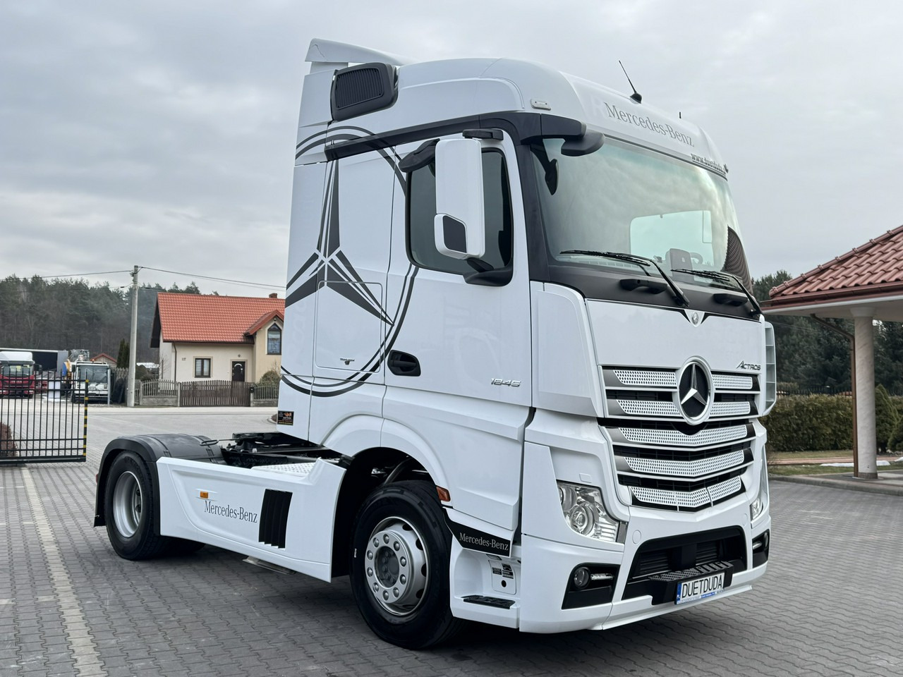 Mercedes ACTROS 1845 Euro 6 Stream Space Standard !!! - وحدة جر: صورة 2 Mercedes ACTROS 1845 Euro 6 Stream Space Standard !!! - وحدة جر: صورة 2