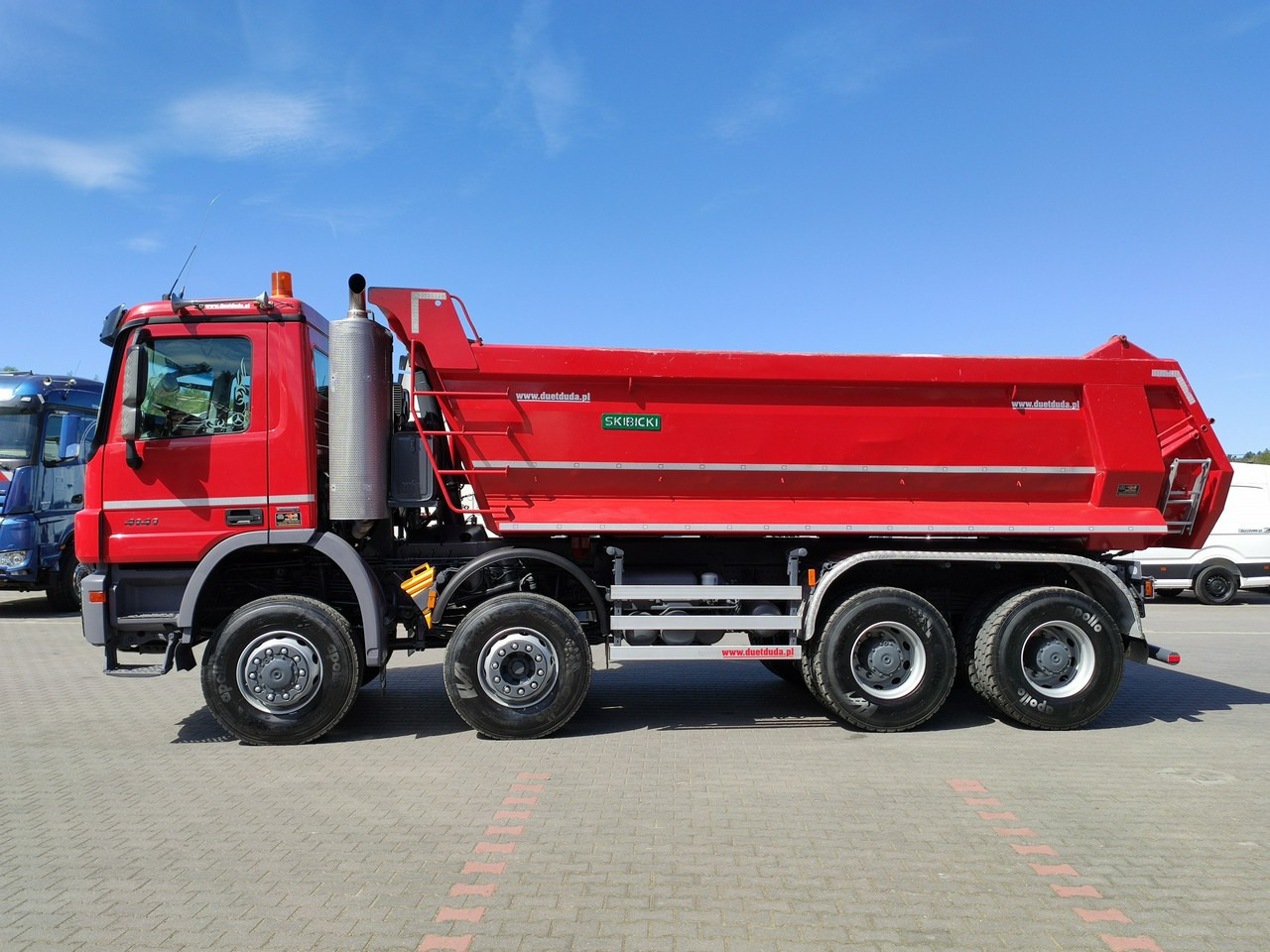 Mercedes Actros 4141 8x6 Wywrot SKIBICKI Automat EPS ze Sprzegłem !!! - شاحنة قلاب: صورة 4 Mercedes Actros 4141 8x6 Wywrot SKIBICKI Automat EPS ze Sprzegłem !!! - شاحنة قلاب: صورة 4