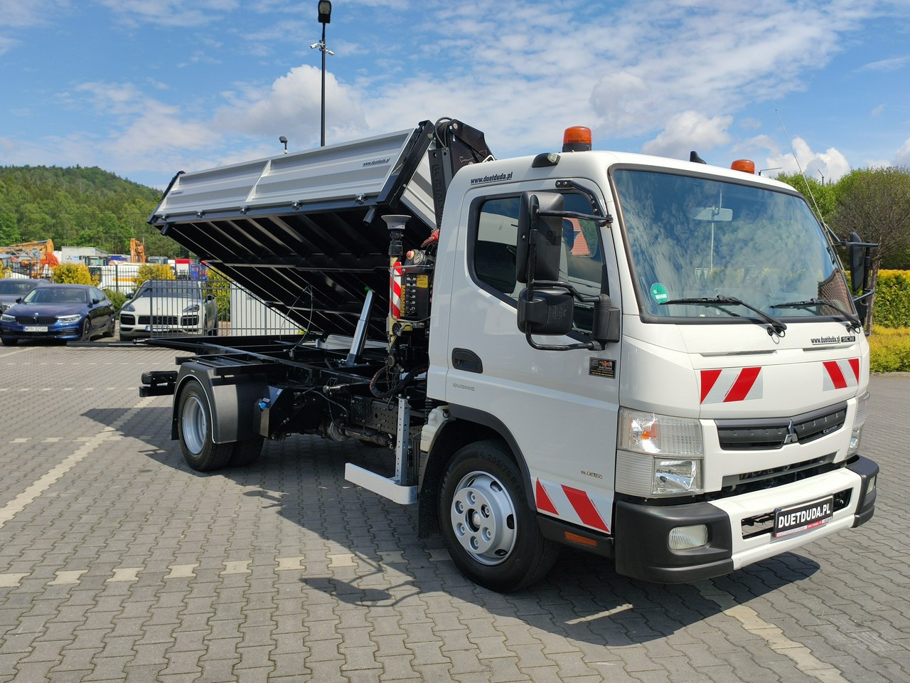 Mitsubishi Canter Fuso 9C18 3.0/180KM HDS FASSI F30 Wywrotka 3-stronna - شاحنة قلاب: صورة 2 Mitsubishi Canter Fuso 9C18 3.0/180KM HDS FASSI F30 Wywrotka 3-stronna - شاحنة قلاب: صورة 2