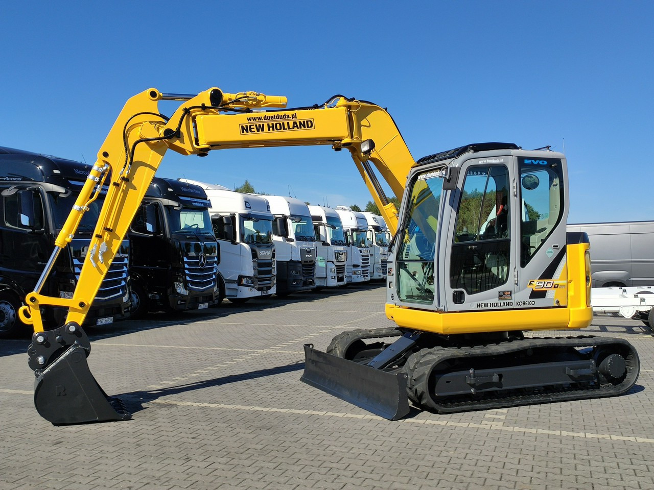 New Holland E90B SR -2 Gąsienicowa 10ton - حفارة مُصَّغرة: صورة 3 New Holland E90B SR -2 Gąsienicowa 10ton - حفارة مُصَّغرة: صورة 3
