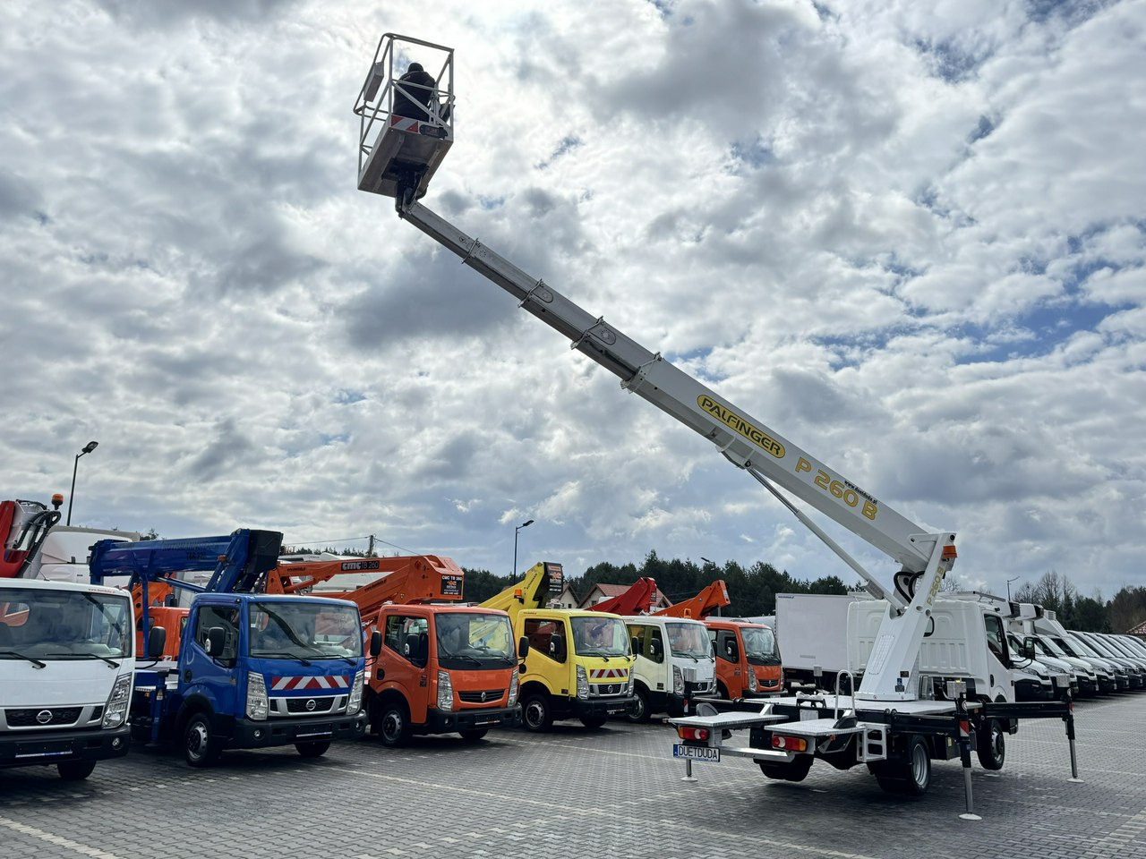 Nissan Cabstar Nissan Cabstar: صورة 25