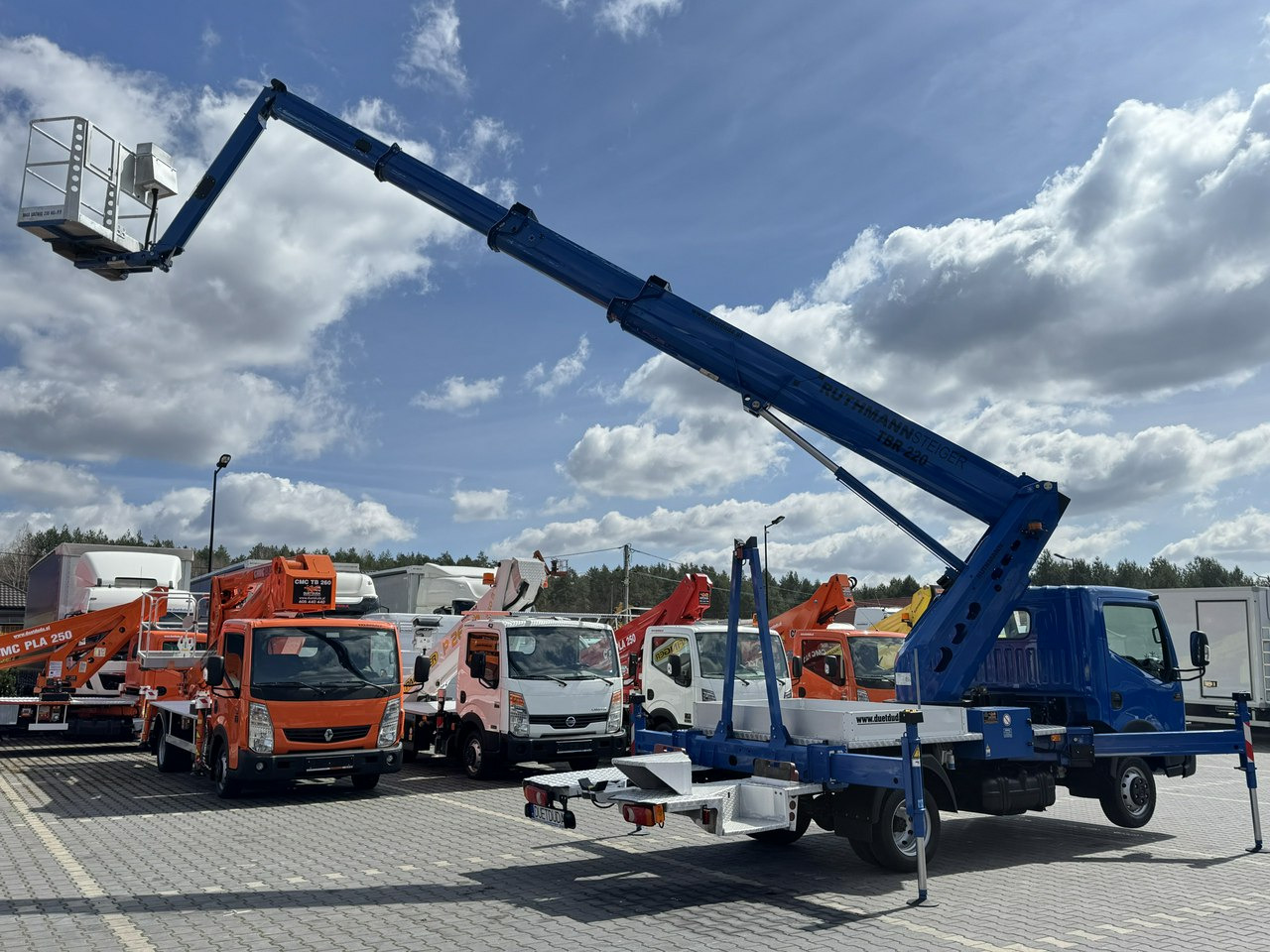 Nissan Cabstar Nissan Cabstar: صورة 14