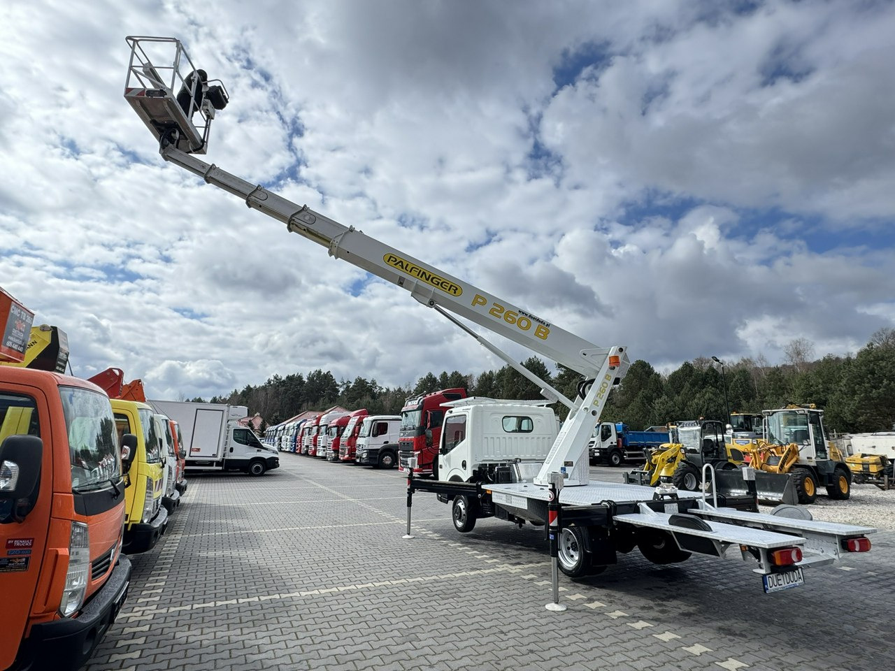 Nissan Cabstar Nissan Cabstar: صورة 15