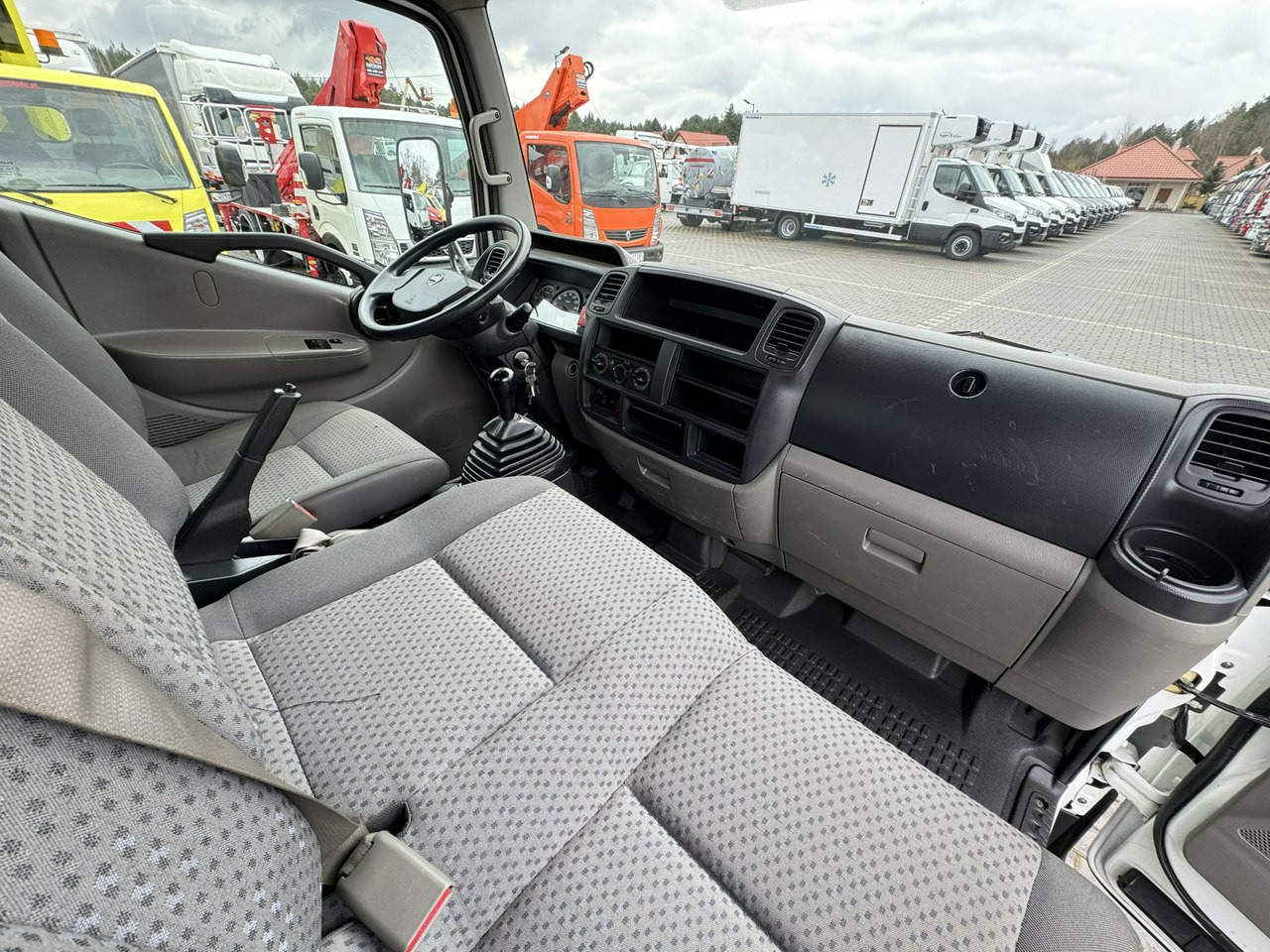 Nissan Cabstar Nissan Cabstar: صورة 32
