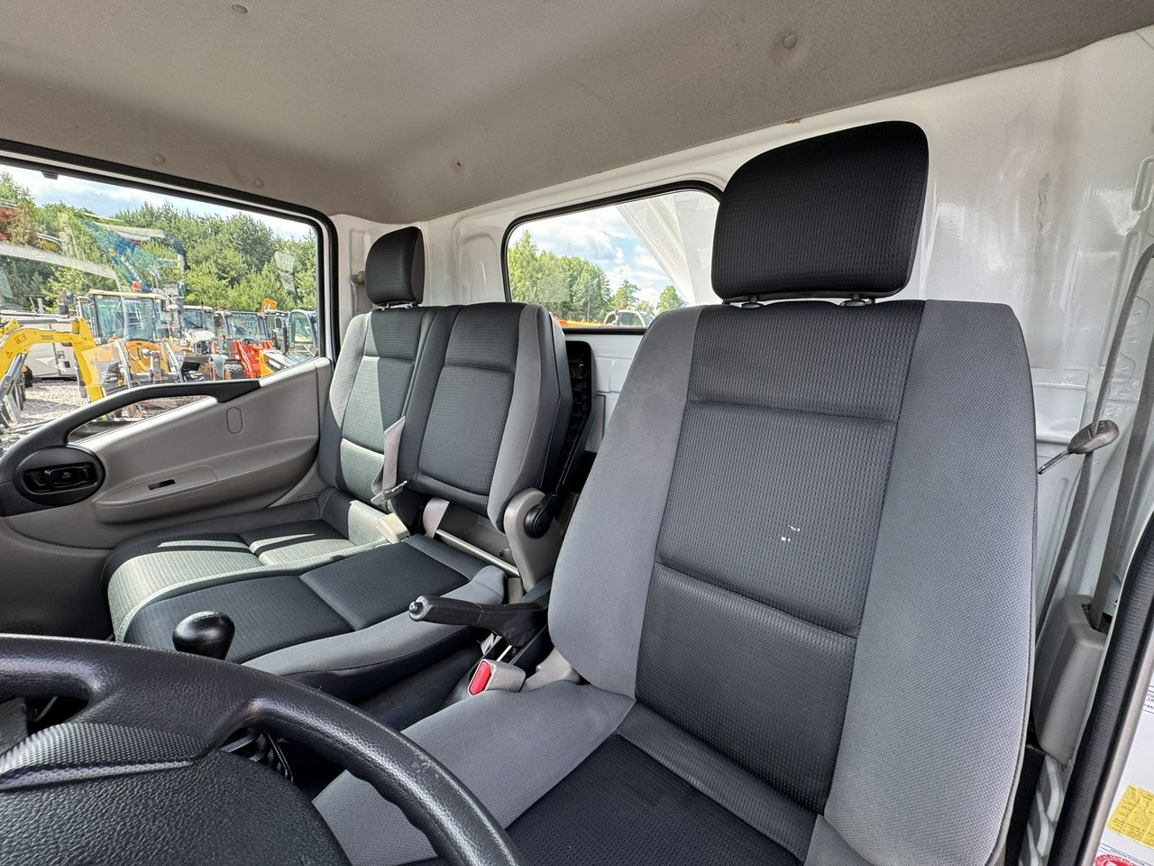 Nissan Cabstar Nissan Cabstar: صورة 27