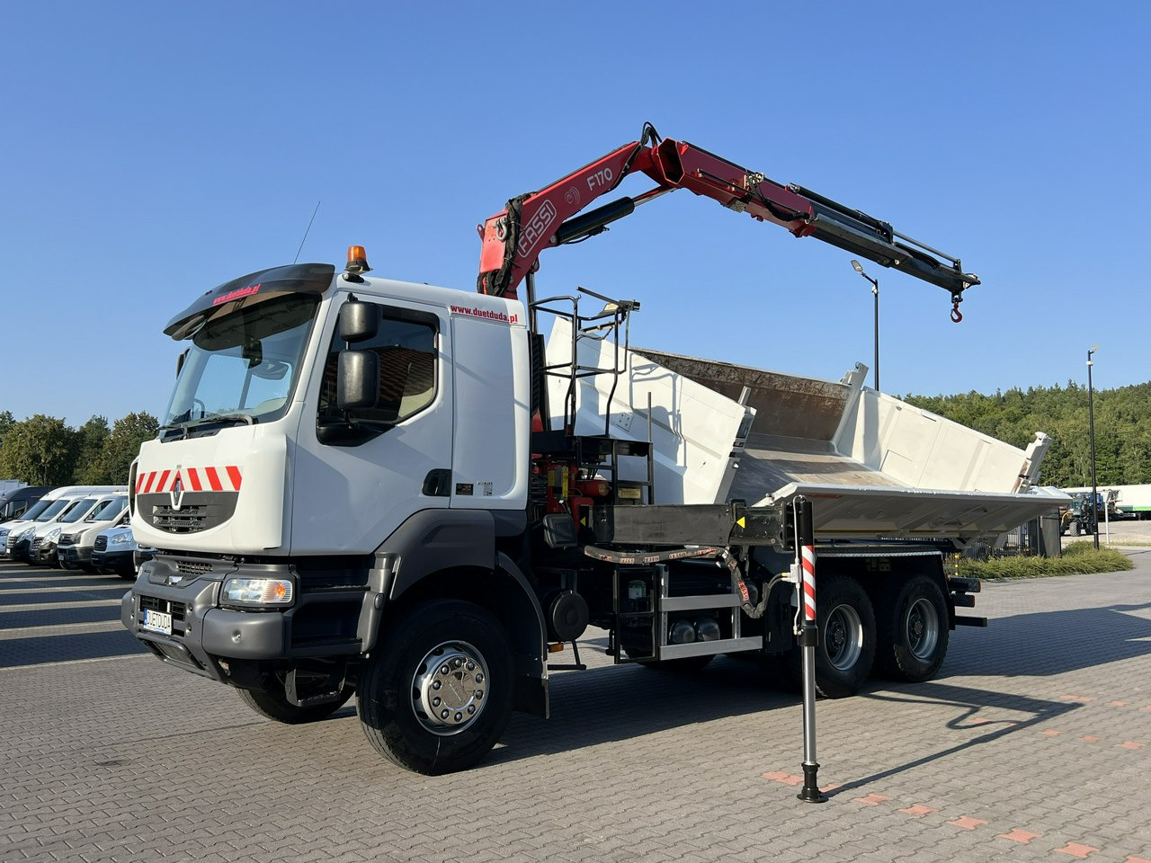 Renault Kerax 26.390 6x4 Mocny HDS FASSI F170 Sterowanie Radiowe - شاحنة قلاب, شاحنة كرين: صورة 3 Renault Kerax 26.390 6x4 Mocny HDS FASSI F170 Sterowanie Radiowe - شاحنة قلاب, شاحنة كرين: صورة 3