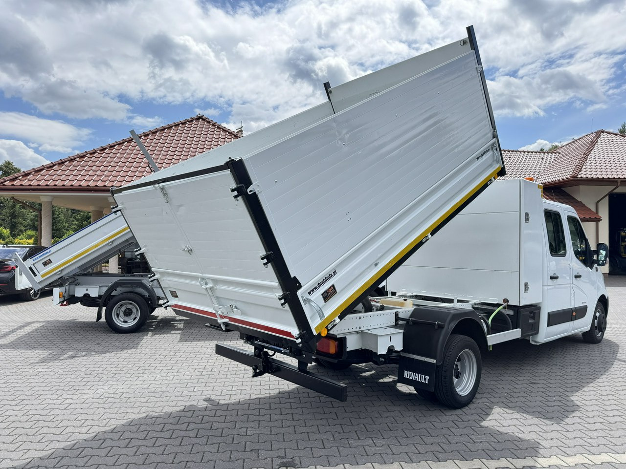 Renault Master - قلاب صغير: صورة 2 Renault Master - قلاب صغير: صورة 2