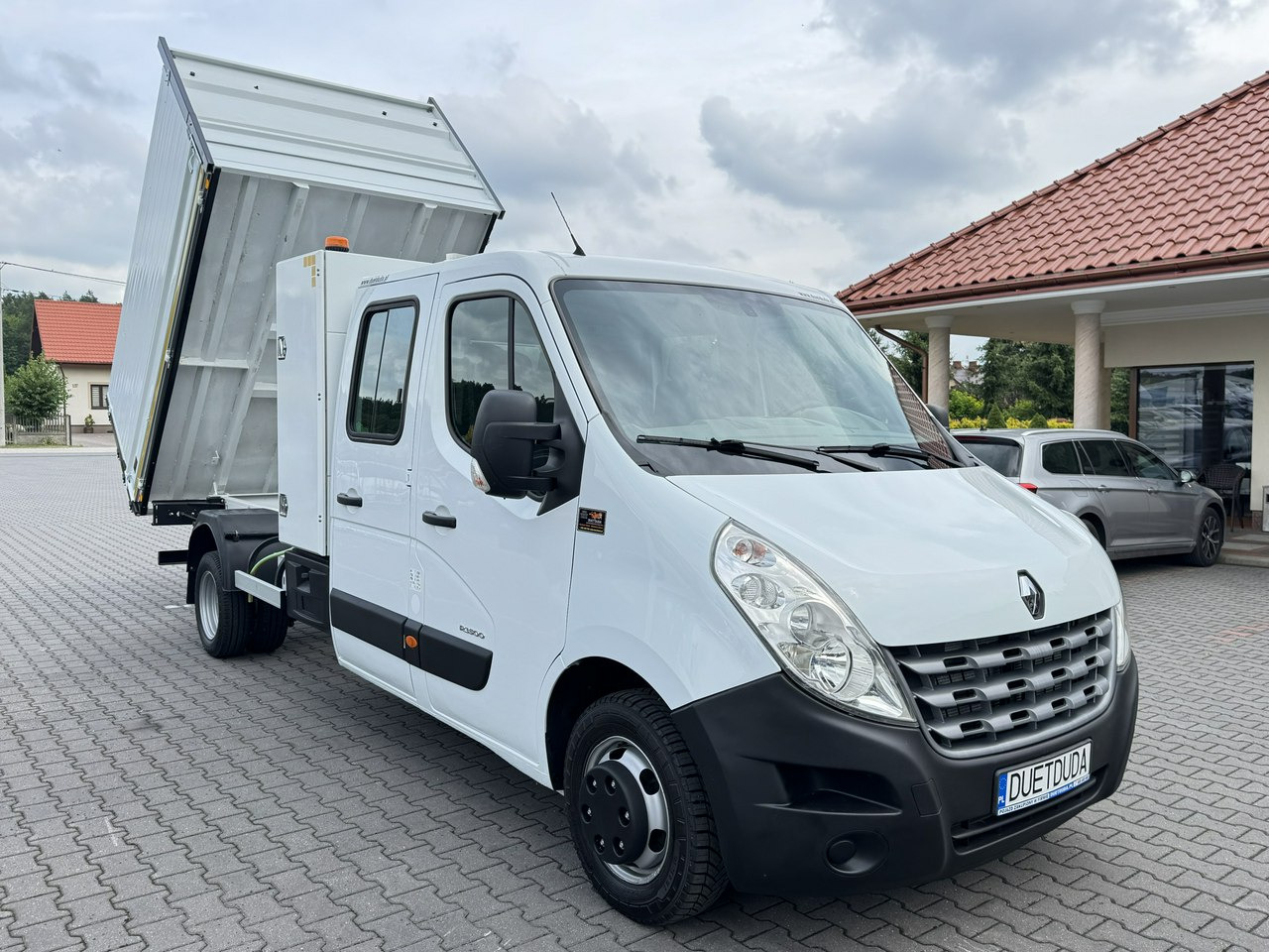 Renault Master - قلاب صغير: صورة 4 Renault Master - قلاب صغير: صورة 4