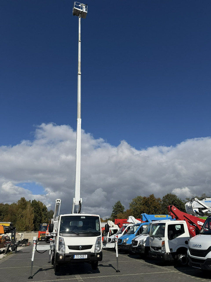 Renault Maxity - منصة تلسكوبية محمولة على شاحنة: صورة 3 Renault Maxity - منصة تلسكوبية محمولة على شاحنة: صورة 3