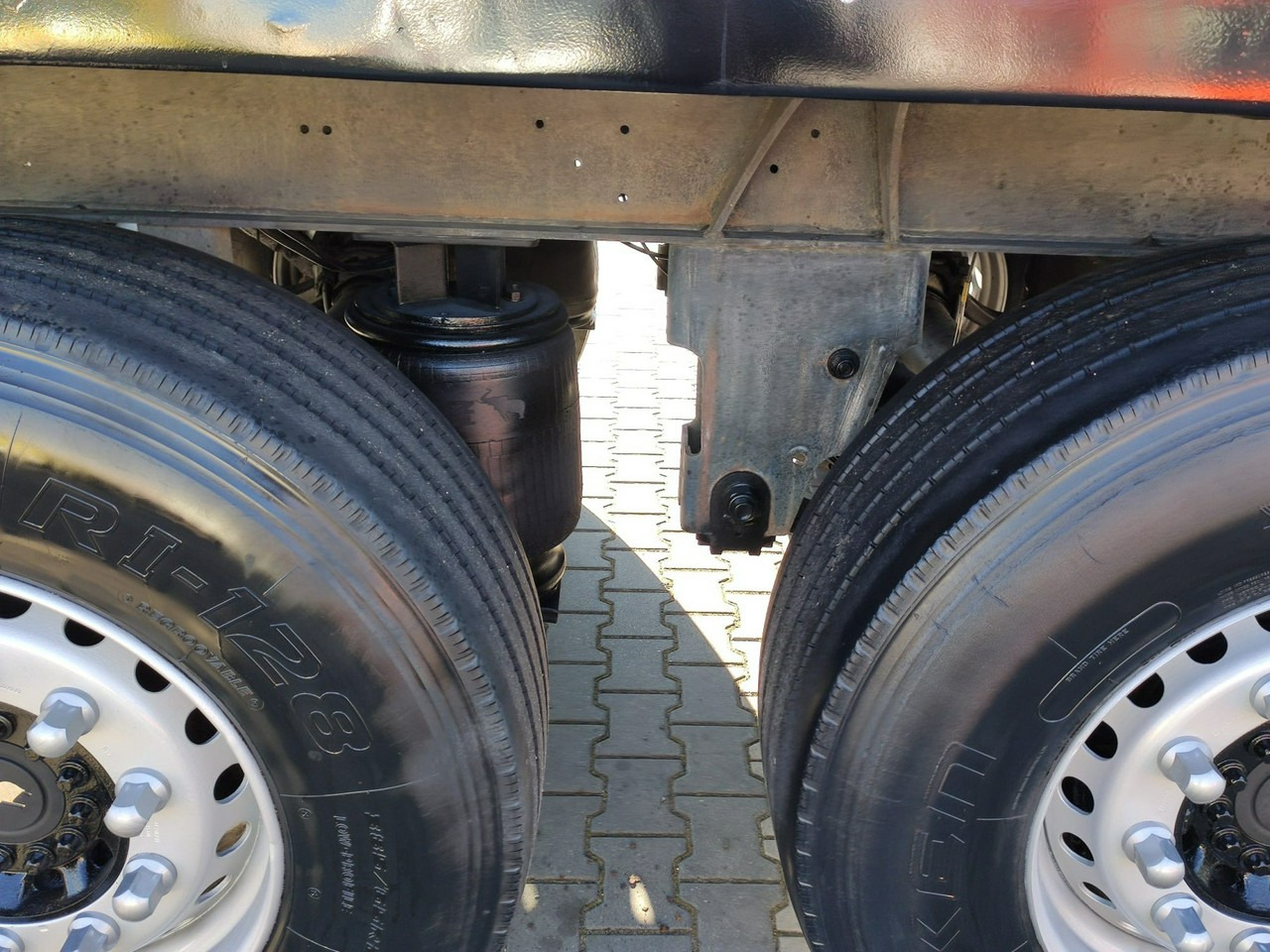 مقطورات مسطحة Schmitz Cargobull Ciężarowa 2-osiowa na poduszkach Tandem Stan Unikat !!!: صورة 12