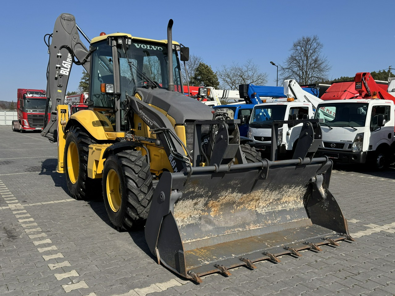 Volvo BL61+ ( KLIMA ) - جرافة حفار: صورة 4 Volvo BL61+ ( KLIMA ) - جرافة حفار: صورة 4