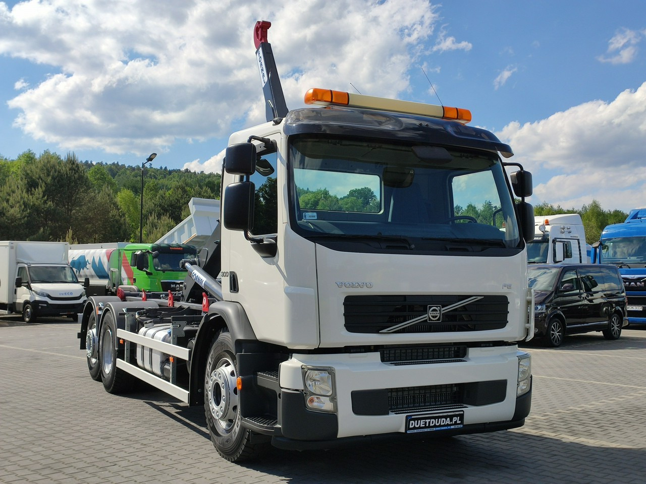Volvo FE 26.300 Hakowiec Napęd 6x2 Oś Skrętna - شاحنة ذات خطاف: صورة 5 Volvo FE 26.300 Hakowiec Napęd 6x2 Oś Skrętna - شاحنة ذات خطاف: صورة 5