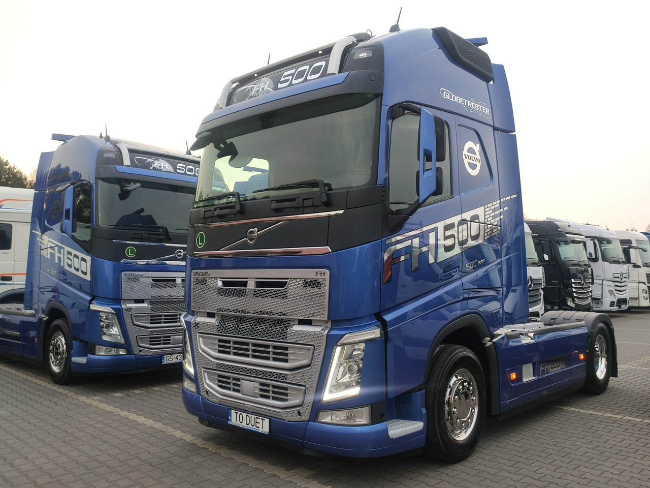 Volvo FH4 500 E6 Standard Globetrotter XL Alufelgi - وحدة جر: صورة 3 Volvo FH4 500 E6 Standard Globetrotter XL Alufelgi - وحدة جر: صورة 3