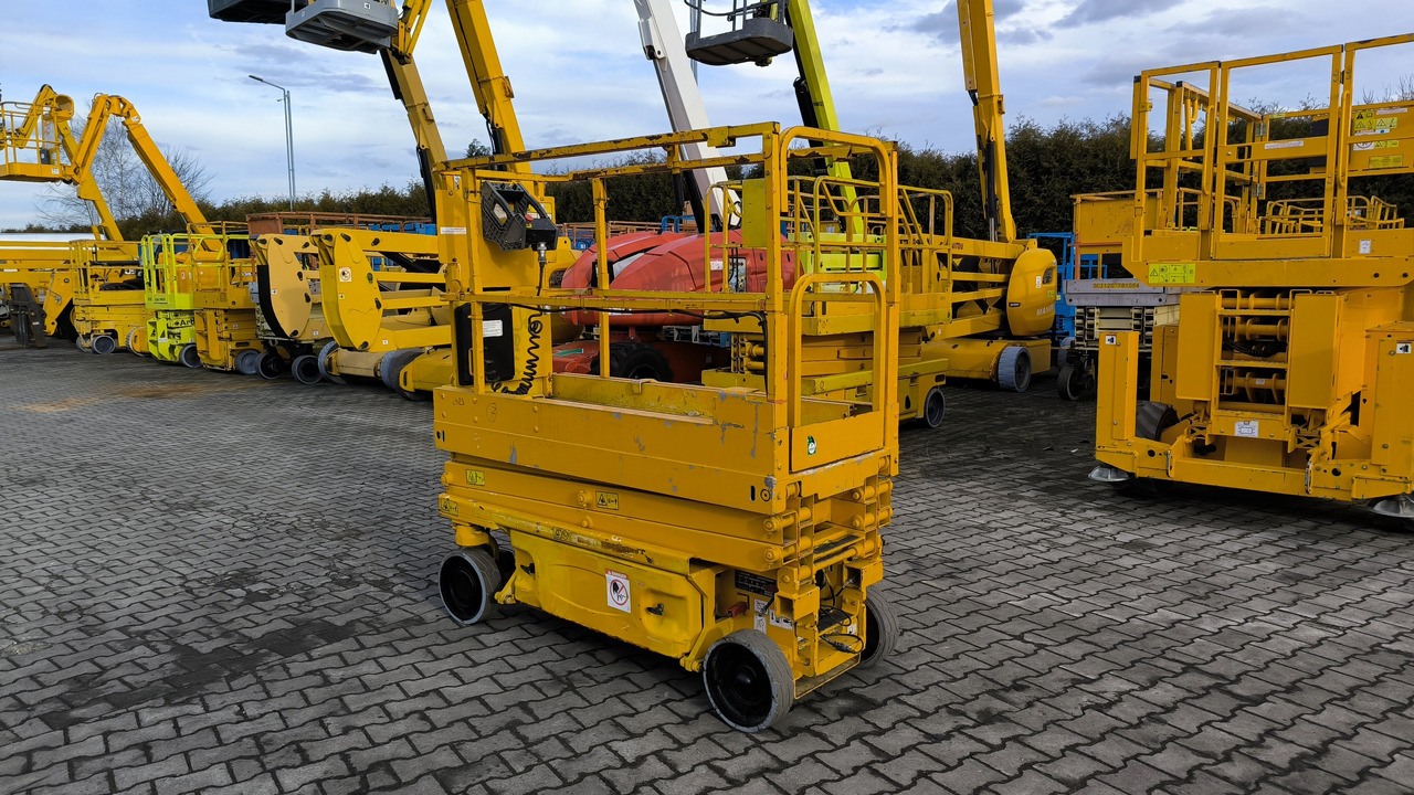 JLG 1930 ES - آلات البناء: صورة 1 JLG 1930 ES - آلات البناء: صورة 1