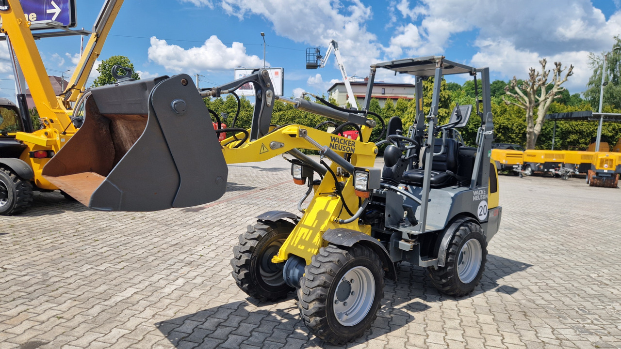 اللودر بعجل WACKER NEUSON WL 25: صورة 8