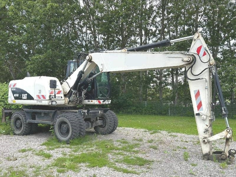 CAT M 316 D - حفارة دولاب: صورة 2 CAT M 316 D - حفارة دولاب: صورة 2