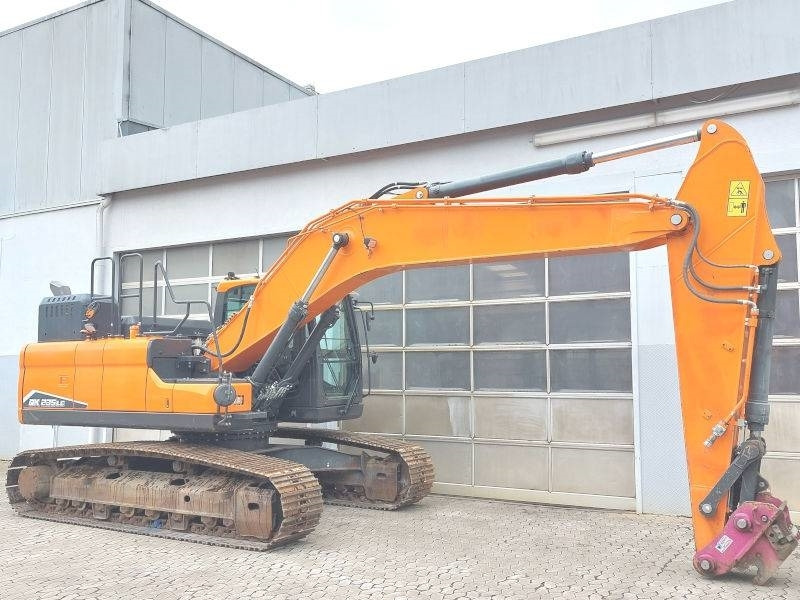 Doosan DX 235 LC-7 - حفار زحاف: صورة 4 Doosan DX 235 LC-7 - حفار زحاف: صورة 4