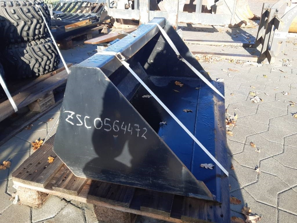GiANT Erdbauschaufel 1100MM 189L SWE  - بكت - آلات البناء: صورة 3 GiANT Erdbauschaufel 1100MM 189L SWE  - بكت - آلات البناء: صورة 3