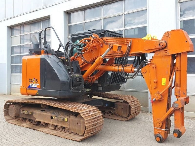 Hitachi ZX 135 US-6 Short reach front tunnel excavator - حفار زحاف: صورة 4 Hitachi ZX 135 US-6 Short reach front tunnel excavator - حفار زحاف: صورة 4