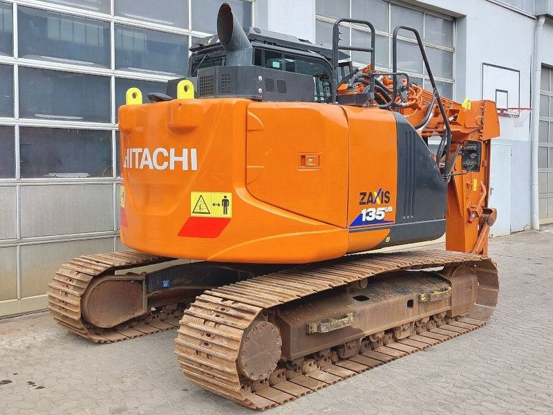 حفار زحاف Hitachi ZX 135 US-6 Short reach front tunnel excavator: صورة 6