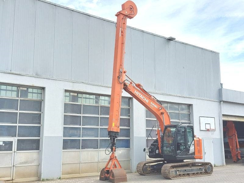 Hitachi ZX 135 US-6 Teledipper - حفار زحاف: صورة 2 Hitachi ZX 135 US-6 Teledipper - حفار زحاف: صورة 2