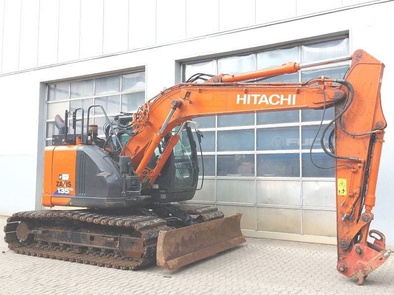 Hitachi ZX 135 US-6 - حفار زحاف: صورة 4 Hitachi ZX 135 US-6 - حفار زحاف: صورة 4