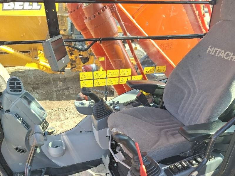 حفار زحاف Hitachi ZX 210 LC-6 Teledipper: صورة 6