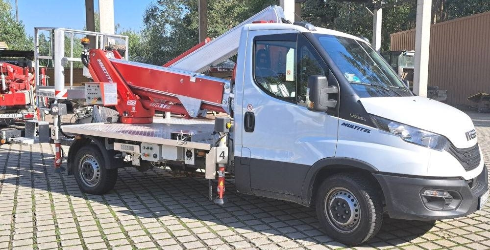 Iveco Multitel MX210 Arbeitsbühne - منصة تلسكوبية محمولة على شاحنة: صورة 2 Iveco Multitel MX210 Arbeitsbühne - منصة تلسكوبية محمولة على شاحنة: صورة 2