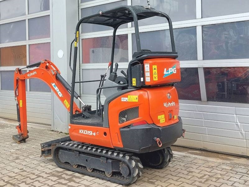 Kubota KX 019-4 LPG - حفارة مُصَّغرة: صورة 3 Kubota KX 019-4 LPG - حفارة مُصَّغرة: صورة 3