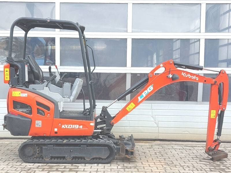 Kubota KX 019-4 LPG - حفارة مُصَّغرة: صورة 5 Kubota KX 019-4 LPG - حفارة مُصَّغرة: صورة 5