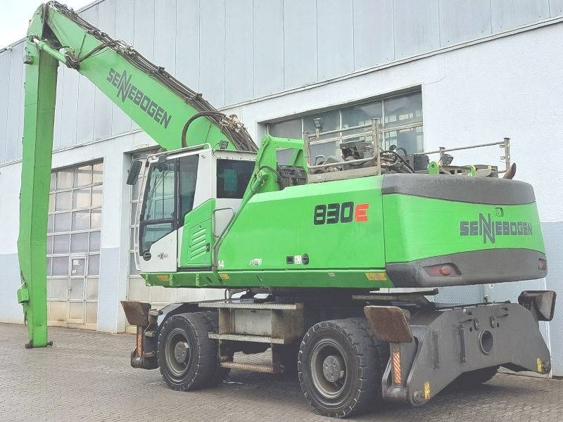 Sennebogen 830 E - معالج النفايات: صورة 3 Sennebogen 830 E - معالج النفايات: صورة 3