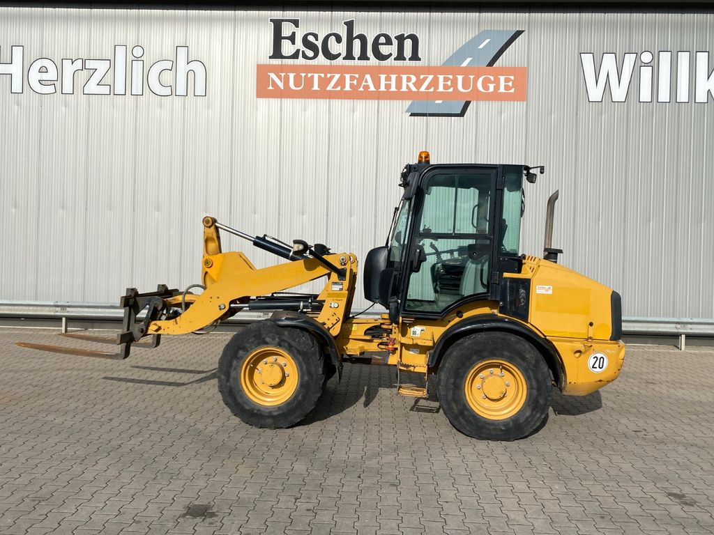 CAT 908 M | 55kw*Gabel + Schaufel - اللودر بعجل: صورة 4 CAT 908 M | 55kw*Gabel + Schaufel - اللودر بعجل: صورة 4