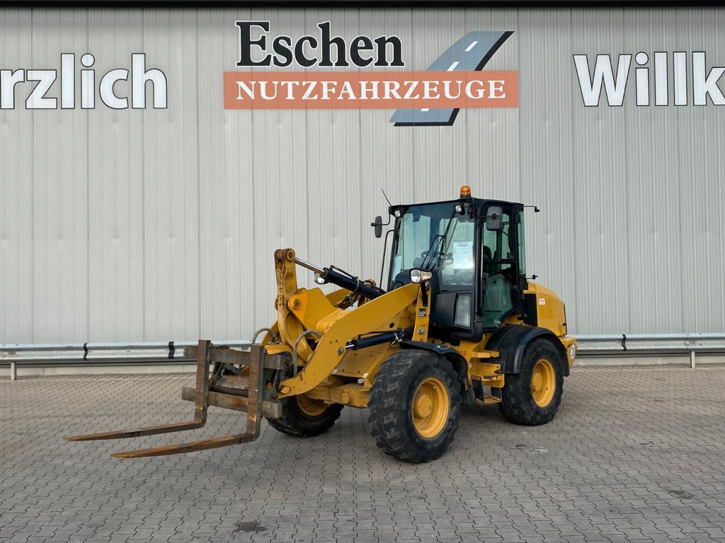 CAT 908 M | 55kw*Gabel + Schaufel - اللودر بعجل: صورة 3 CAT 908 M | 55kw*Gabel + Schaufel - اللودر بعجل: صورة 3