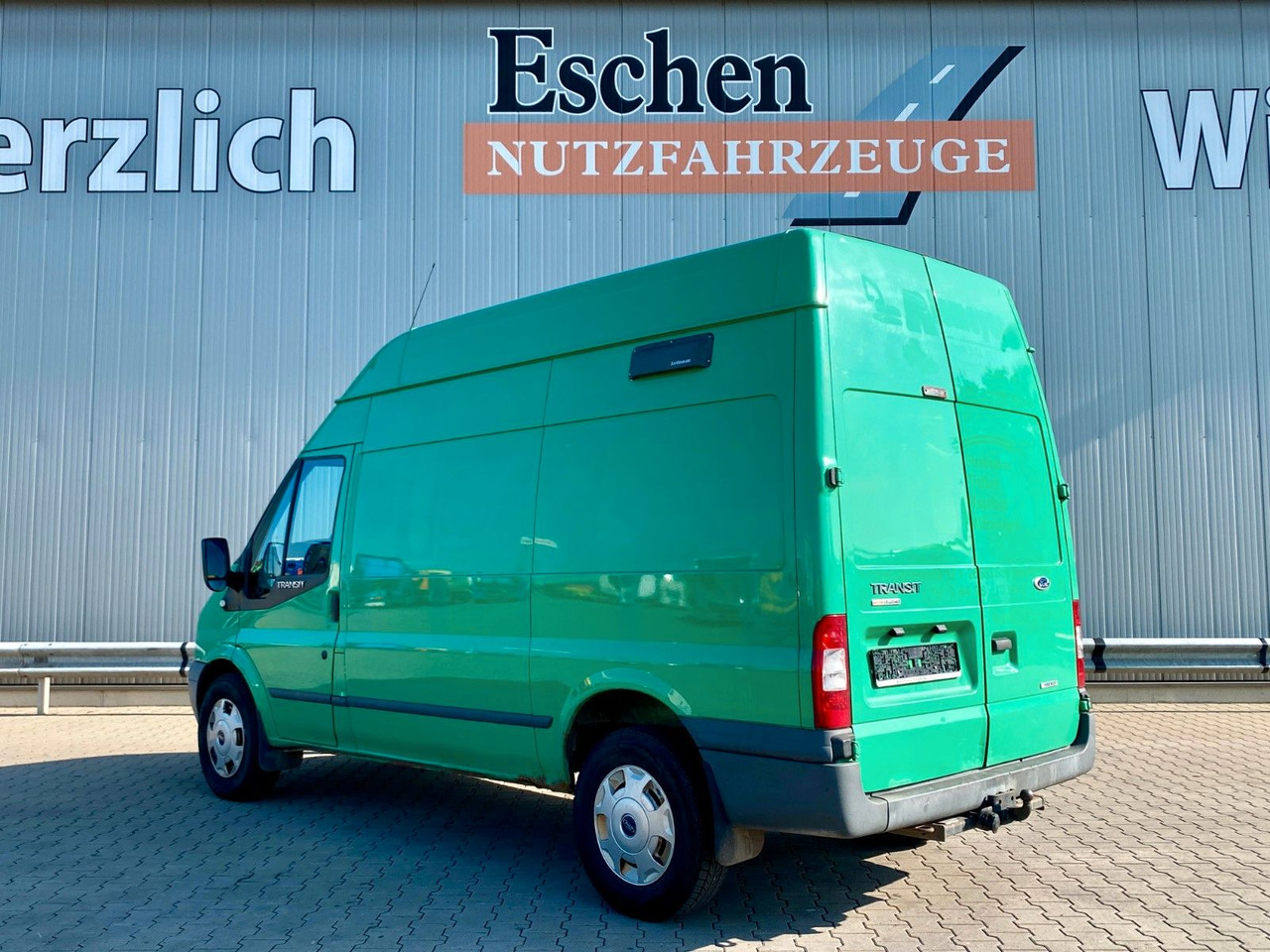 Ford 140 T 350 | Sortimo-Regal*AHK*3x Sitze*Klima - ميكروباص: صورة 3 Ford 140 T 350 | Sortimo-Regal*AHK*3x Sitze*Klima - ميكروباص: صورة 3