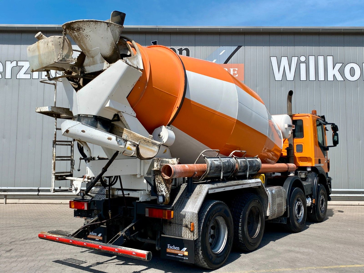 Iveco Trakker AD 340 TB 400/8x4 | 9m³ Liebherr*Navi*AC - شاحنة خلاطة خرسانة: صورة 5 Iveco Trakker AD 340 TB 400/8x4 | 9m³ Liebherr*Navi*AC - شاحنة خلاطة خرسانة: صورة 5