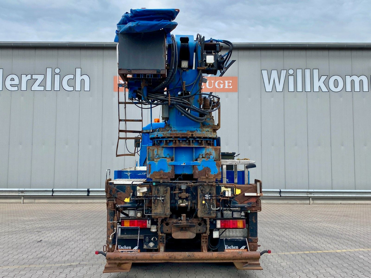 MAN 27.464 6x4 | MKG HMK 350a 2L*FUNK*Retarder*AHK MAN 27.464 6x4 | MKG HMK 350a 2L*FUNK*Retarder*AHK - شاحنة كرين: صورة 4 MAN 27.464 6x4 | MKG HMK 350a 2L*FUNK*Retarder*AHK MAN 27.464 6x4 | MKG HMK 350a 2L*FUNK*Retarder*AHK - شاحنة كرين: صورة 4