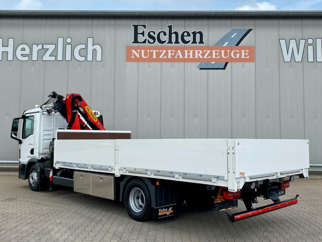 MAN TGL 12.220 | Palfinger PK 9.501*5+6. Kreis*Navi - شاحنات مسطحة, شاحنة كرين: صورة 3 MAN TGL 12.220 | Palfinger PK 9.501*5+6. Kreis*Navi - شاحنات مسطحة, شاحنة كرين: صورة 3