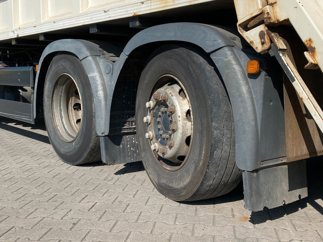MAN TGS 26.320 6x2-4 | Zöller Medium X2EC24*3x Sitze - شاحنة النفايات: صورة 4 MAN TGS 26.320 6x2-4 | Zöller Medium X2EC24*3x Sitze - شاحنة النفايات: صورة 4