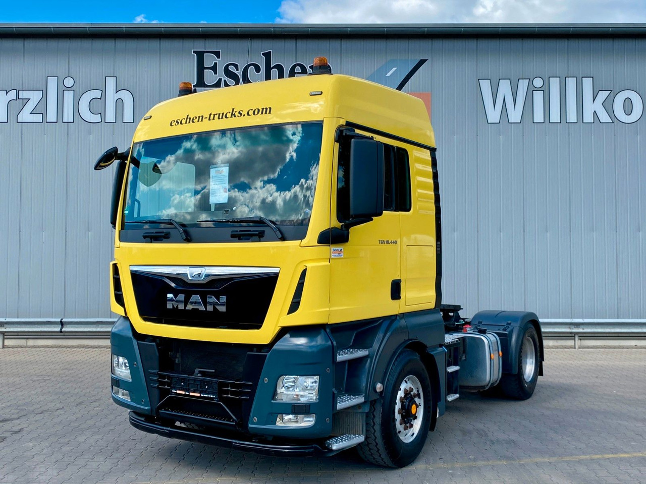 MAN TGX 18.440 4x4 HYDRO | XLX*2x Hydraulik*Retarder - وحدة جر: صورة 1 MAN TGX 18.440 4x4 HYDRO | XLX*2x Hydraulik*Retarder - وحدة جر: صورة 1