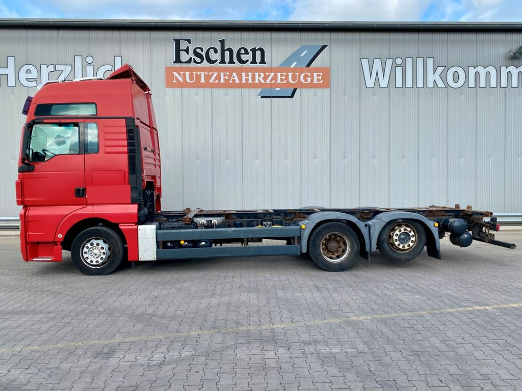 MAN TGX 26.440 6x2-2 LL | XXL*Hubschwinge*Standklima - شاحنات الحاويات / جسم علوي قابل للتغيير شاحنة: صورة 2 MAN TGX 26.440 6x2-2 LL | XXL*Hubschwinge*Standklima - شاحنات الحاويات / جسم علوي قابل للتغيير شاحنة: صورة 2