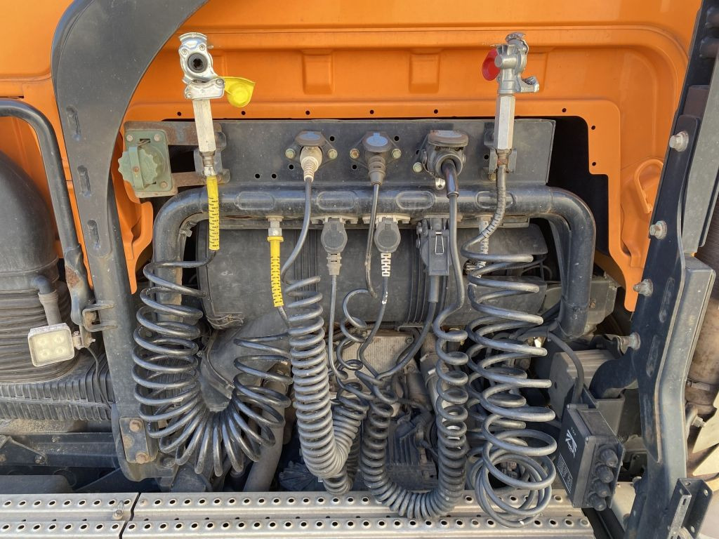 MAN TGX 26.480 6x4 | XLX*Retarder*ACC*50mm AHK*Klima - وحدة جر: صورة 5 MAN TGX 26.480 6x4 | XLX*Retarder*ACC*50mm AHK*Klima - وحدة جر: صورة 5