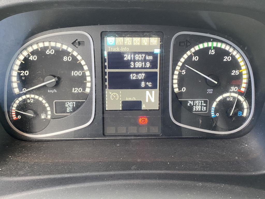 Mercedes-Benz 1523 L Atego / Dhollandia LBW - شاحنة الفريزر: صورة 5 Mercedes-Benz 1523 L Atego / Dhollandia LBW - شاحنة الفريزر: صورة 5