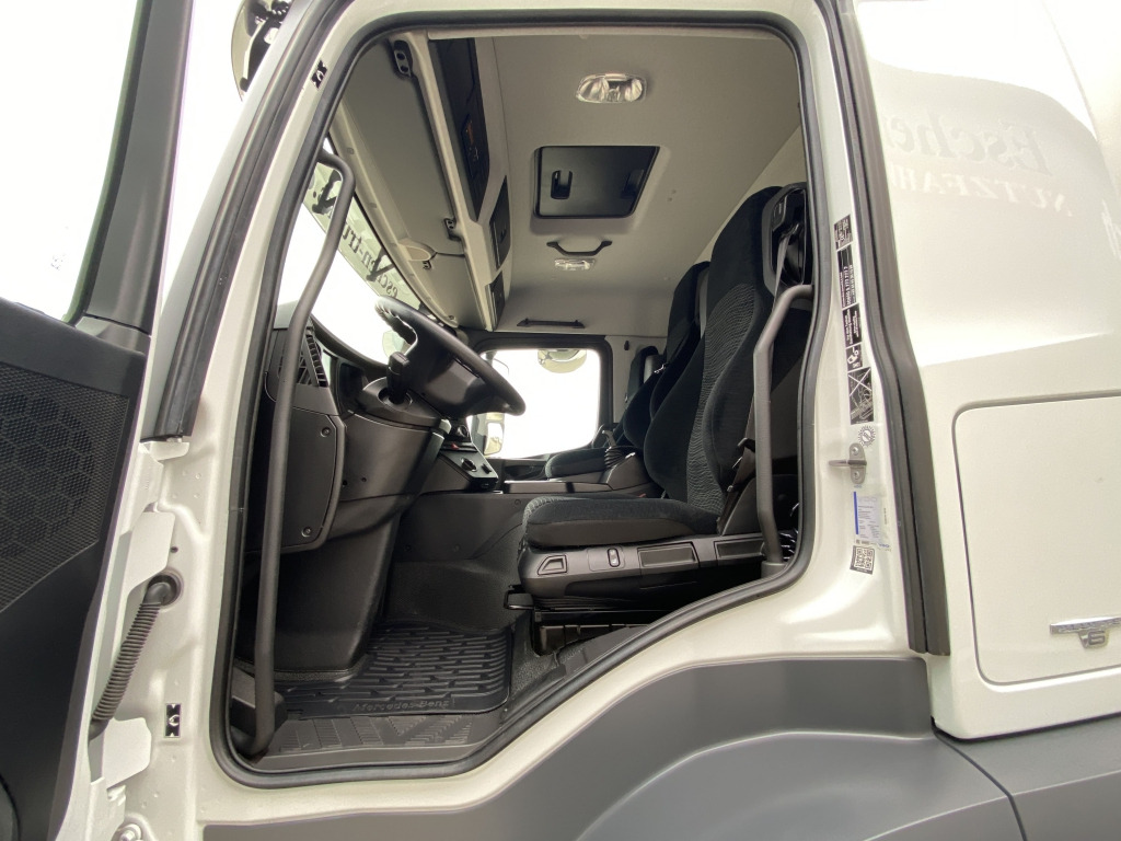 Mercedes-Benz 1827 BB A 4x4 Arocs Mercedes-Benz 1827 BB A 4x4 Arocs: صورة 20