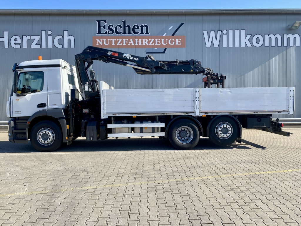 Mercedes-Benz 2533 L 6x2 / HIAB X-HIDUO 188/ES-3 Kran - شاحنات مسطحة, شاحنة كرين: صورة 2 Mercedes-Benz 2533 L 6x2 / HIAB X-HIDUO 188/ES-3 Kran - شاحنات مسطحة, شاحنة كرين: صورة 2