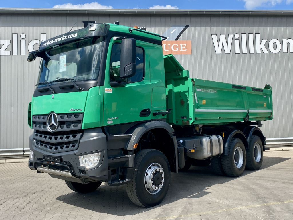 Mercedes-Benz 3345 / 6x6 - شاحنة قلاب: صورة 2 Mercedes-Benz 3345 / 6x6 - شاحنة قلاب: صورة 2