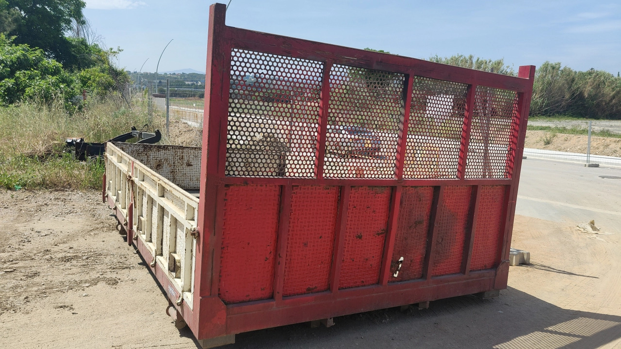 Caja quita y pon 4100x600x2520 MM - جسم الشاحنة المسطحة: صورة 2 Caja quita y pon 4100x600x2520 MM - جسم الشاحنة المسطحة: صورة 2