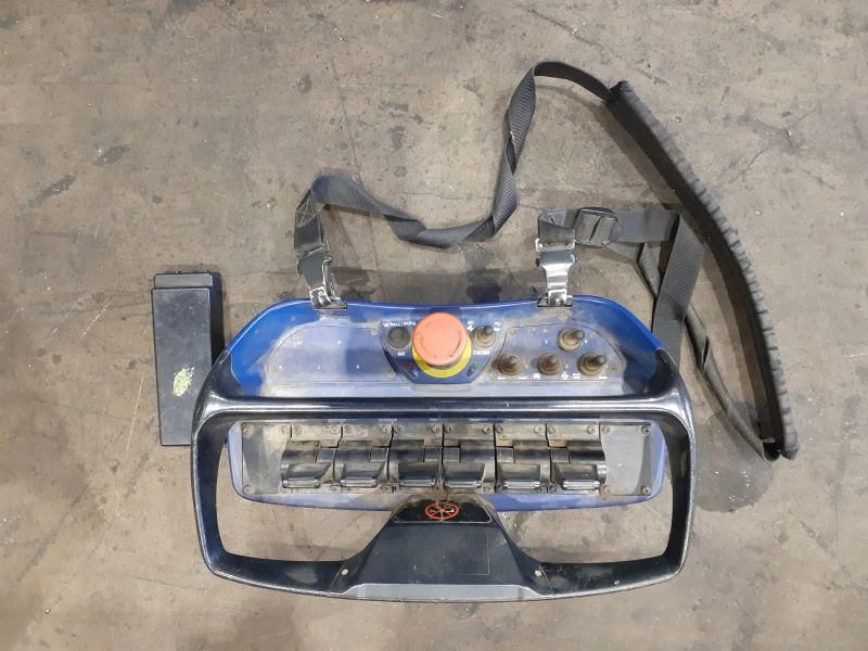 Grúa Bonfiglioli P.15000L - ونش كرين - شاحنة: صورة 1 Grúa Bonfiglioli P.15000L - ونش كرين - شاحنة: صورة 1