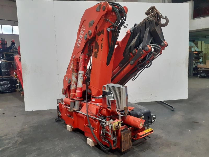 Grúa FASSI F270A.26 - ونش كرين - شاحنة: صورة 3 Grúa FASSI F270A.26 - ونش كرين - شاحنة: صورة 3